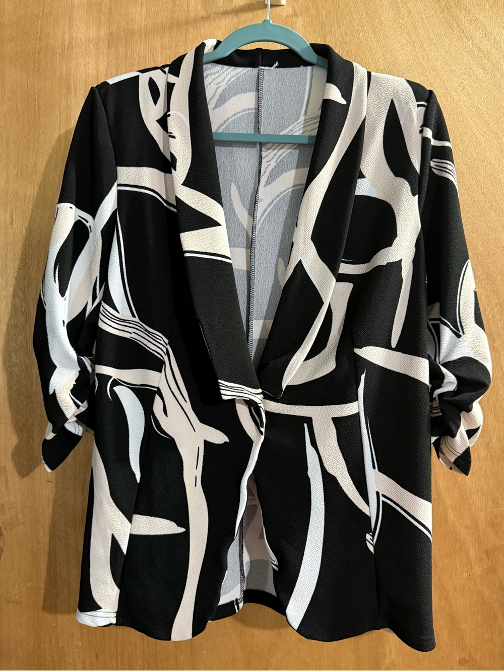 Maurices Black and White Abstract Print Blazer